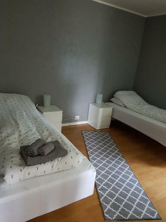 Solbakken 27 Apartment Lyngseidet Esterno foto